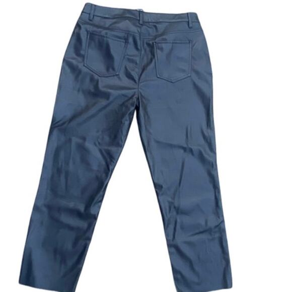 Baccini Women’s Faux Leather Pants Black Size 10 PU Coated Slim Straight NWT - Picture 2 of 6